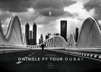 Skejtovačka v dokonalé Dubaii