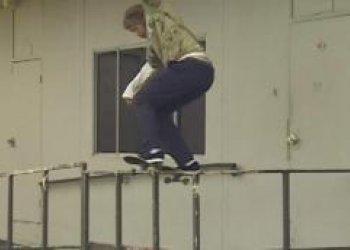 Taylor Kirby se blýsknul street partem v YTRAP videu