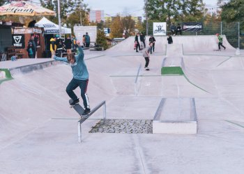 Denis Janeček crooked grind. / foto: Vašek Žalud