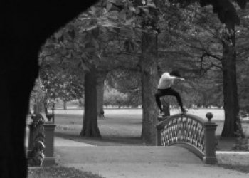 Jedinečný skateboarding Dylana Riedera svět jen tak nezapomene