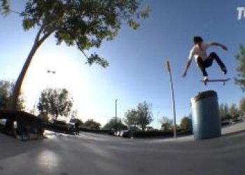 Daniel Espinoza vydal luxusní part “Spinach is Royalty”