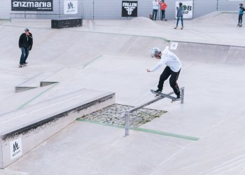 Matěj Dejdar frontside boardslide. / foto: Vašek Žalud