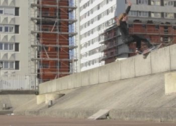 Francouzská flotila Savate Socks připlouvá s videem "Trompe Le Monde"