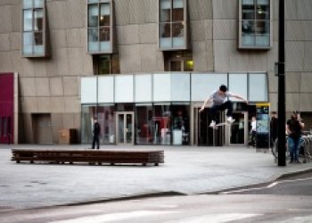 Skejtová smršť Grey x Nike SB "Again" z ulic Londýna