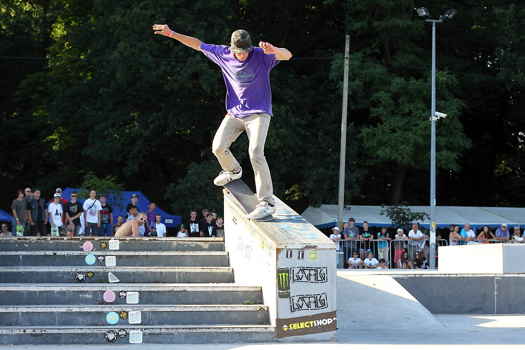 25 Joey Svoboda - crooked grind Joey Svoboda crooked grind. / foto: Mike Zakrzewski