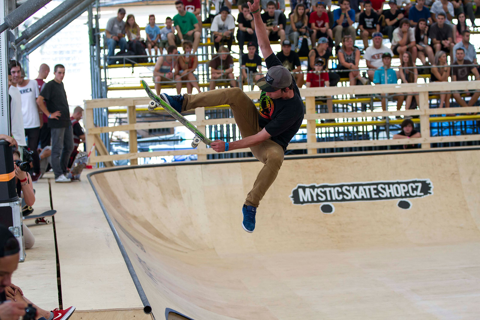 Dan Vojtaš v benihanně do fakie. Foto: Michal Vavro Dan Vojtaš v benihanně do fakie. Foto: Michal Vavro