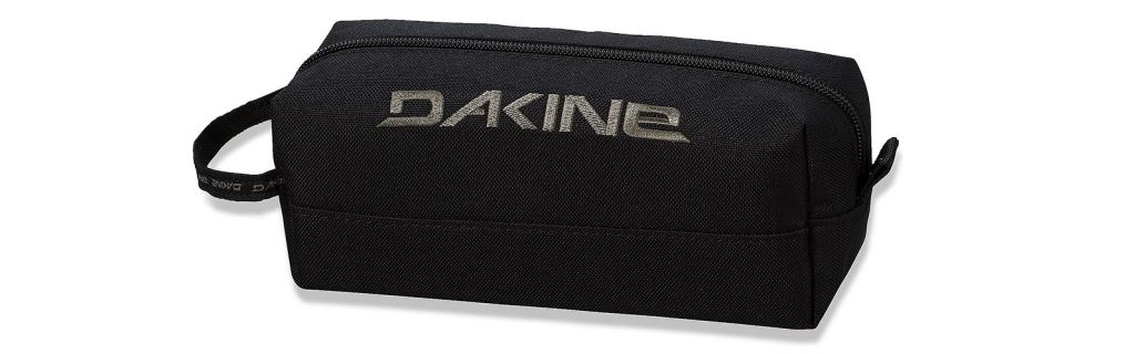 3. místo pouzdro Dakine Accessory – Black 