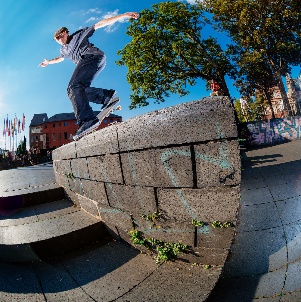 Maxi Schaible - backside noseblunt Maxi Schaible - backside noseblunt