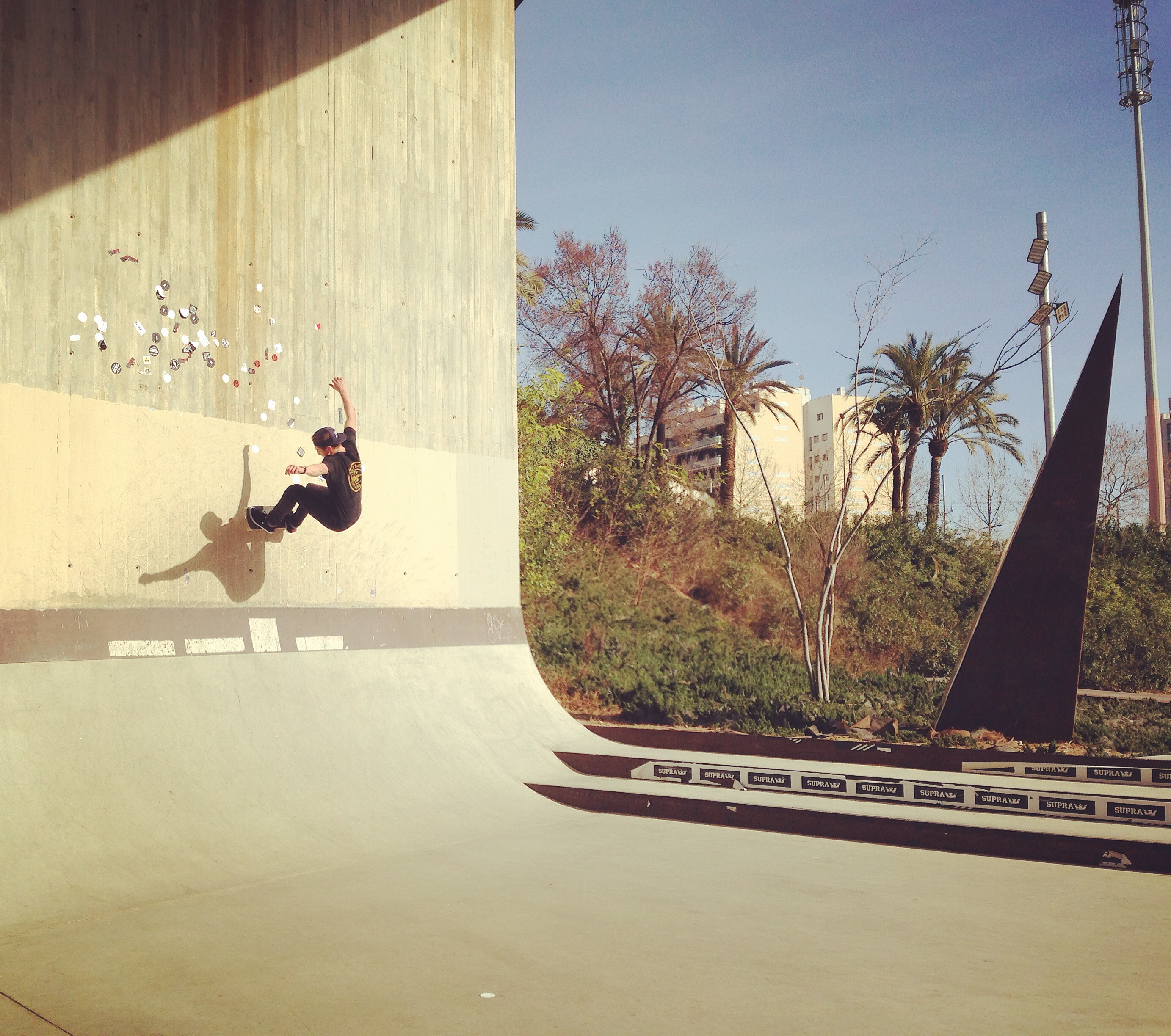 Fs wallride v Les corts skateparku Fs wallride v Les corts skateparku