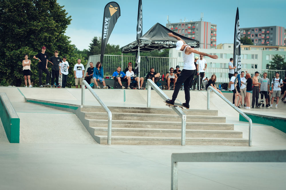 Lukáš Daněk frontside boardslide. / foto: Vašek Žalud